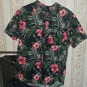 Floral button up shirt sleeve shirt
